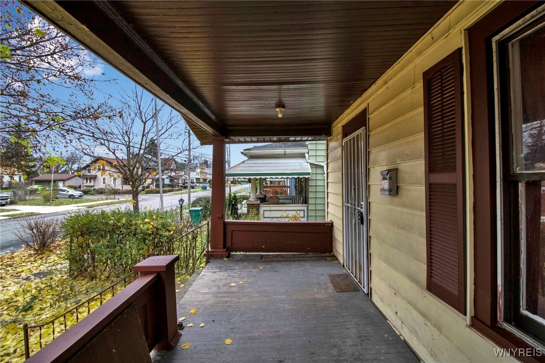 photo 3 : 1857 Ontario Avenue, Niagara Falls NY 14305