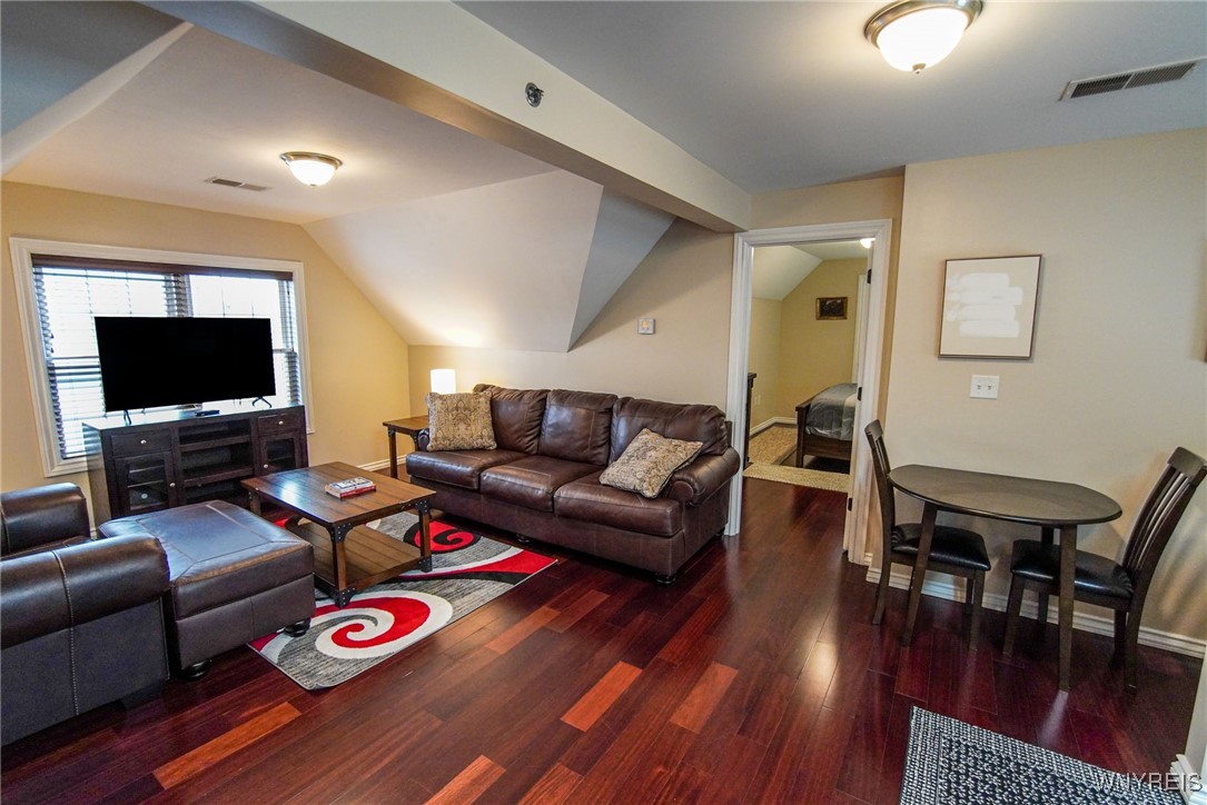 photo 3 : 67 #1 Harvard Place, Buffalo NY 14209