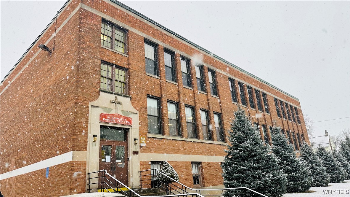 photo 4 : 1018 College Avenue, Niagara Falls NY 14305