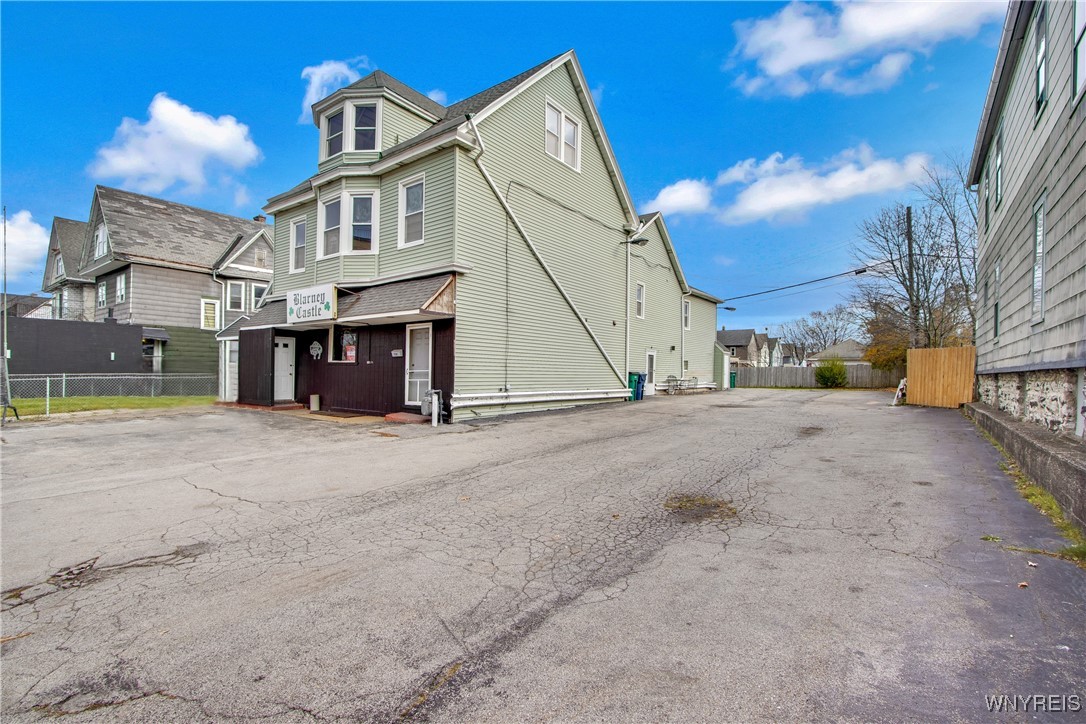 photo 2 : 1856 South Park Avenue, Buffalo NY 14220