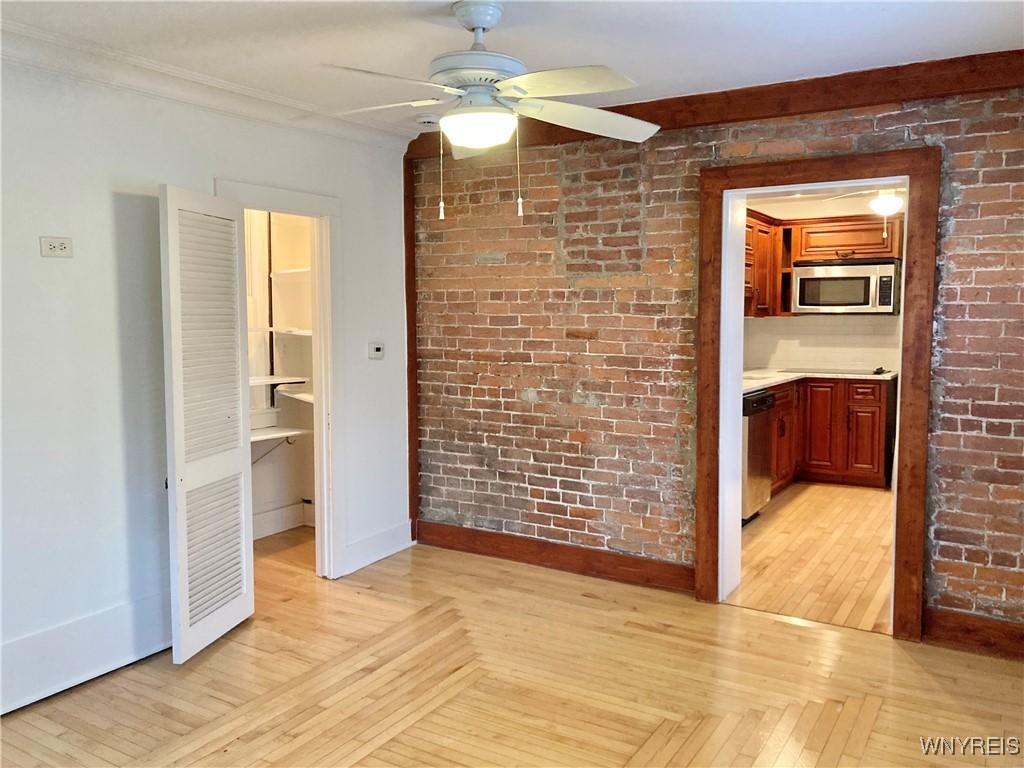 photo EgkirMZgewhDDBu6IuaFUgpEuzFK: 51 Johnson Park Rear, Buffalo NY 14201