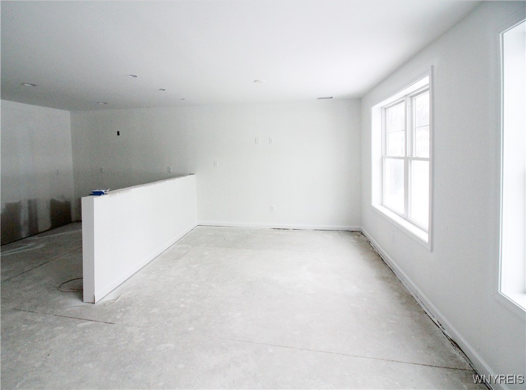 photo 2 : 8983 Iroquois Street, Evans NY 14006