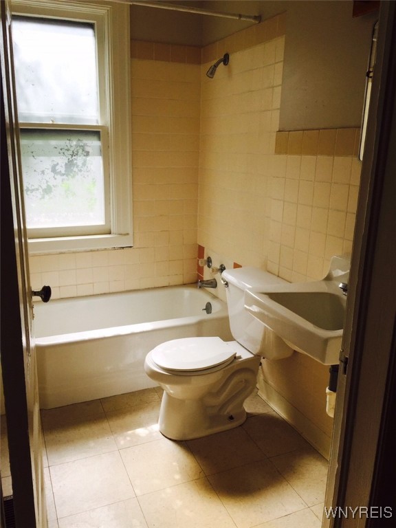 photo 2 : 340 Elmwood Avenue, Buffalo NY 14222