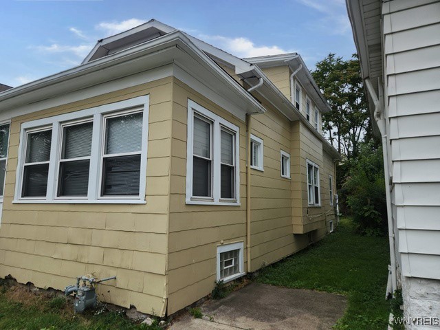 photo 2 : 29 Wilbury Place, Buffalo NY 14216