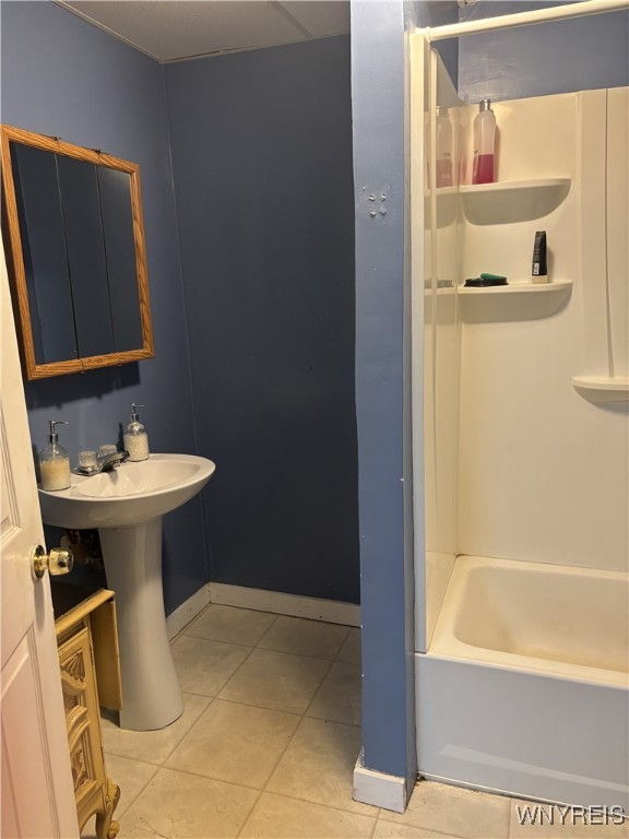 photo 4 : 24 Seal Place, Lackawanna NY 14218