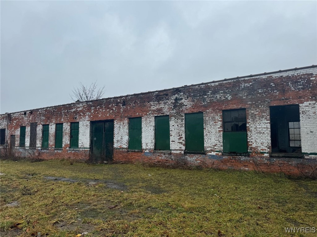 photo undefined: 1001 East Ferry Street, Buffalo NY 14211