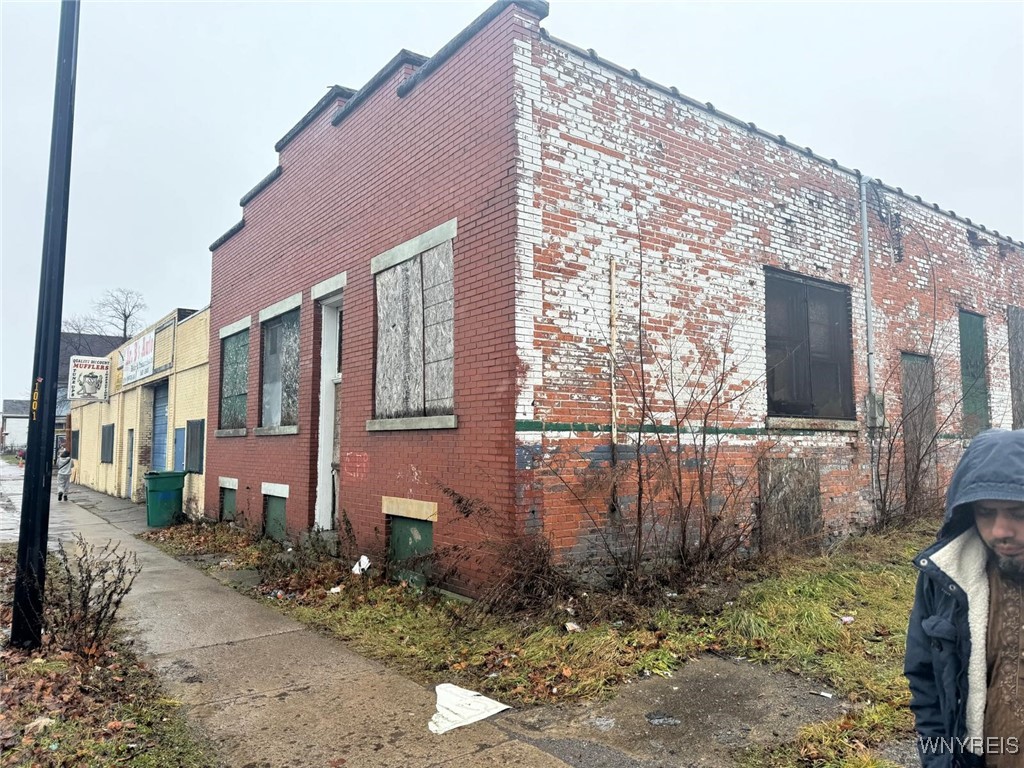 photo 3 : 1001 East Ferry Street, Buffalo NY 14211