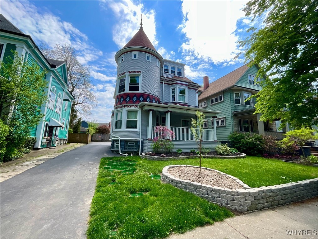photo EMEz4vfDoL4YXKU68: 547 Potomac Avenue, Buffalo NY 14222