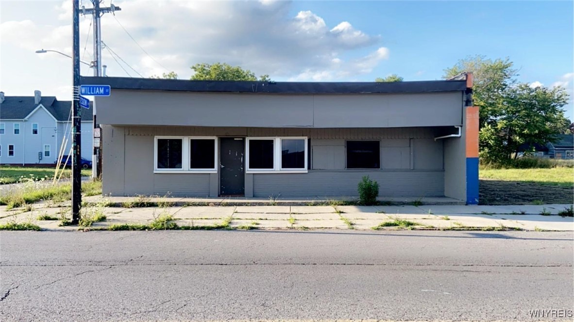 photo ZNPG9z0zkwEf5TZE4: 582 William Street, Buffalo NY 14206