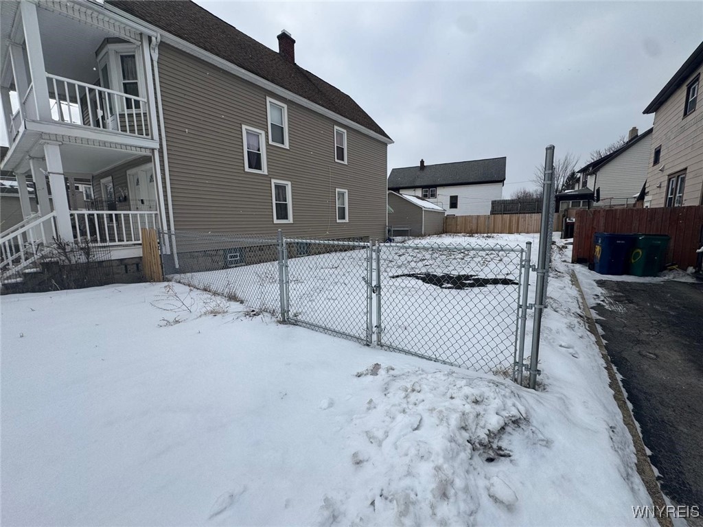 photo 1 : 586 Tonawanda Street, Buffalo NY 14207