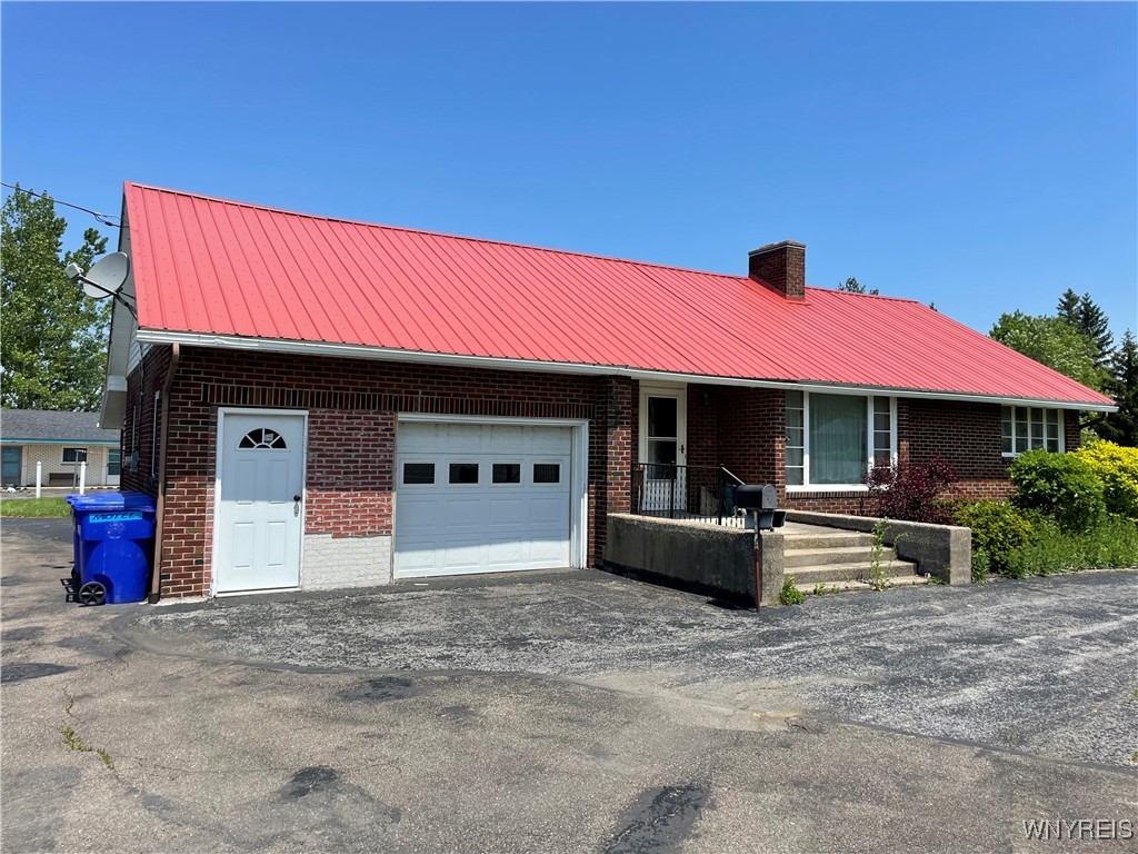 photo 3 : 1650 & 1630 Southwestern Boulevard, West Seneca NY 14224