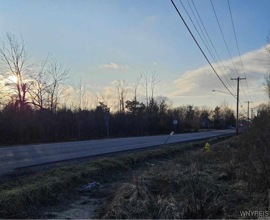 photo d4zSHh9Ik70LOmXWNCgqDAGYJaXsAs: 291 Erie Street, Lancaster NY 14086