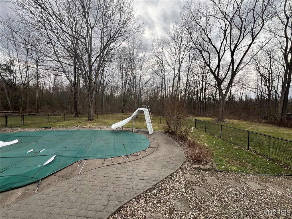 photo 4 : 8610 Goodrich Road, Clarence NY 14032