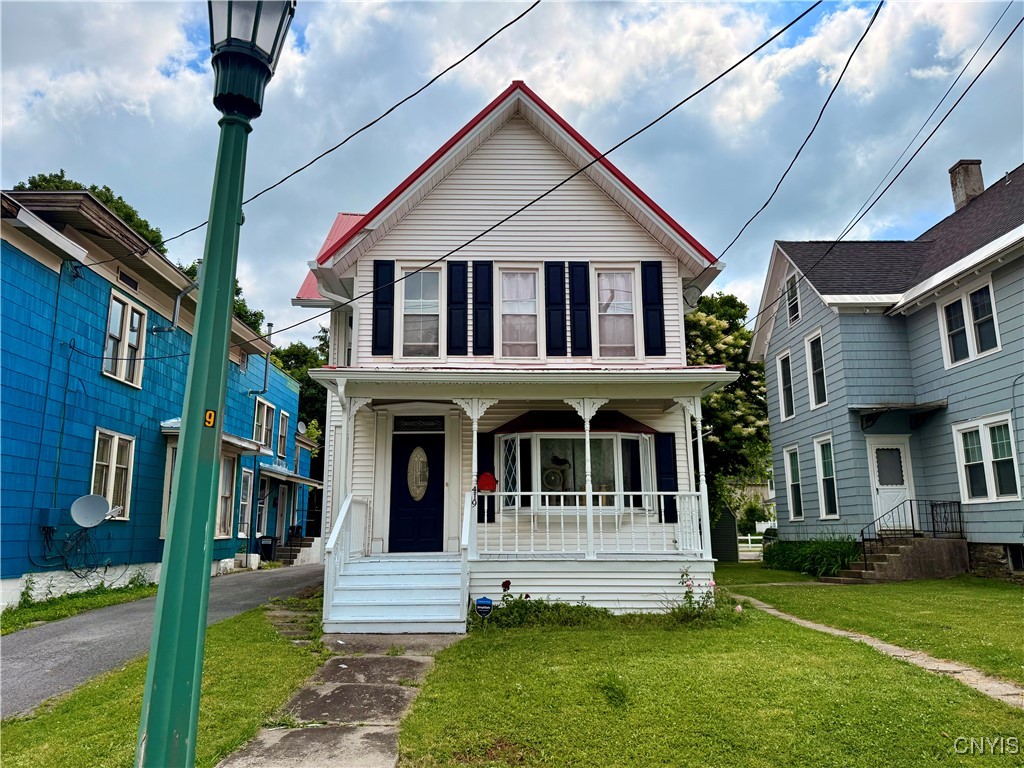 photo GcLlH6kAkLBiSCa6rLbmr5NEkqQvSOgBDJEHZNd24: 419 Gotham Street, Watertown City NY 13601
