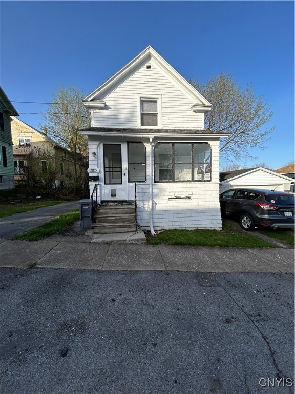 photo 1 : 1008 Hungerford Street, Watertown City NY 13601