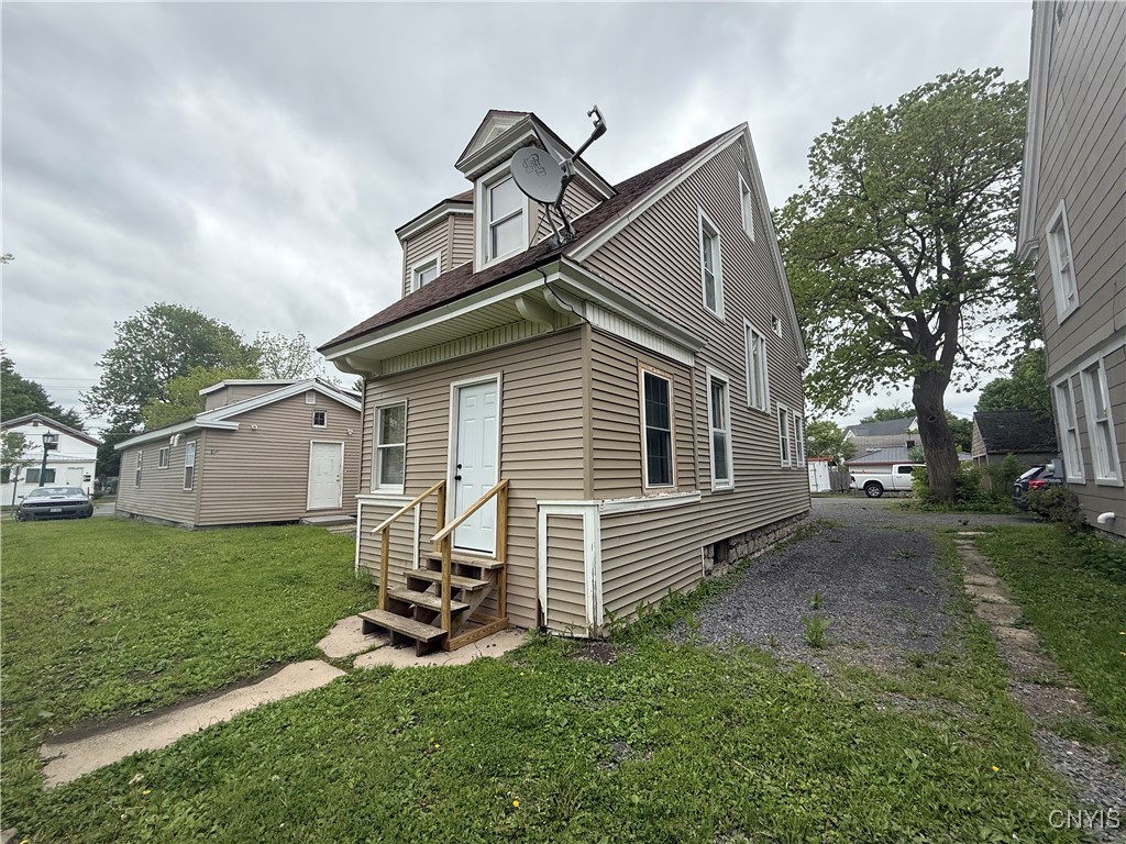 photo M: 1 Academy Place, Watertown City NY 13601
