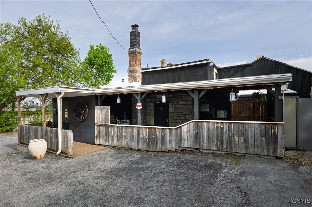 photo 2 : 545 Arsenal Street, Watertown City NY 13601