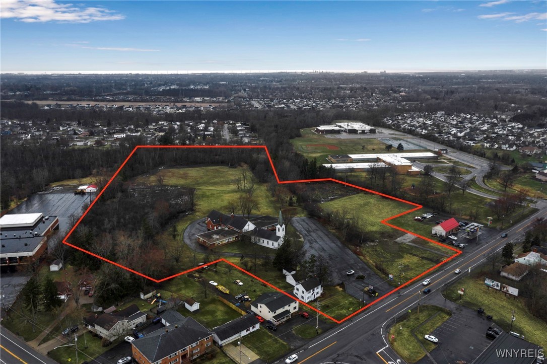 photo s3W6M2OlB35TE8Xy1fbMuCBfPpVO3Z5erZ5YXQ: 1475 Orchard Park Road, West Seneca NY 14224