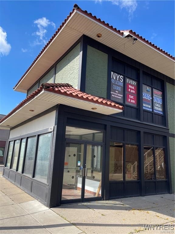 photo l5: 1702 Pine Avenue, Niagara Falls NY 14301