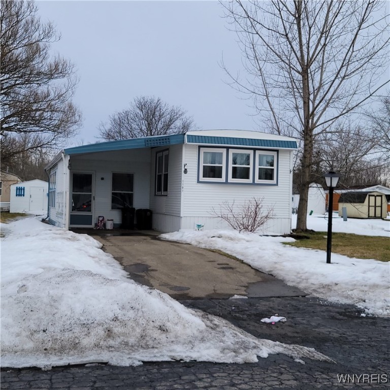 photo 4 : 1101 Brookwood Dr, Evans NY 14047