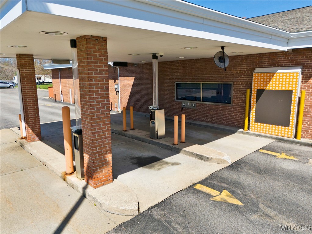 photo 3 : 6840 Erie Road, Evans NY 14047