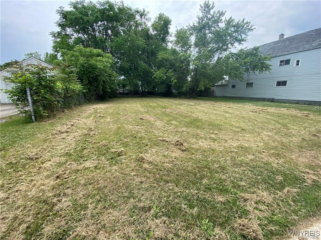 photo 2 : 847 Perry Street, Buffalo NY 14210