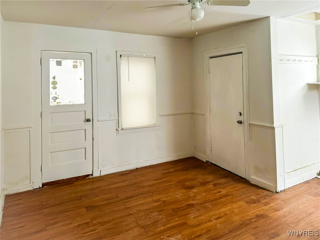 photo 4 : 435 Elmwood Avenue, Niagara Falls NY 14301