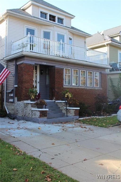 photo 6VDExfqFVJMM: 454 Colvin Avenue, Buffalo NY 14216