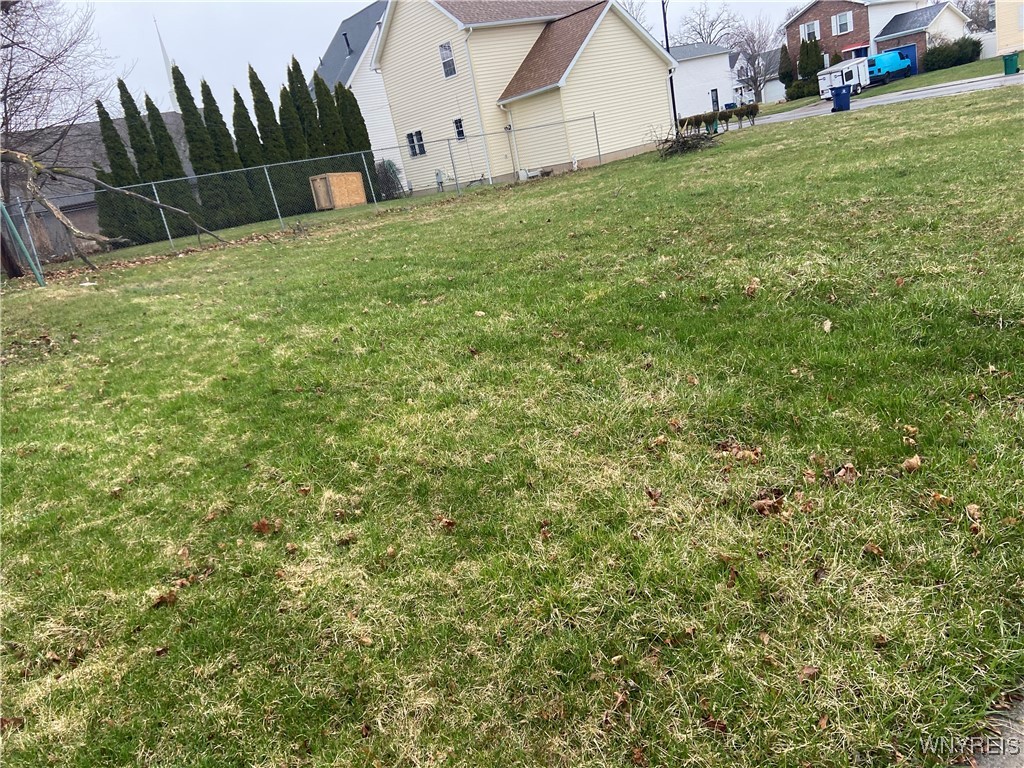 photo 4 : 217 East Ferry Street S, Buffalo NY 14208