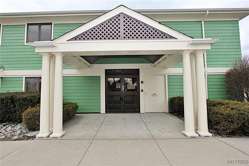 photo undefined: 131 Orchard Park Road, West Seneca NY 14224