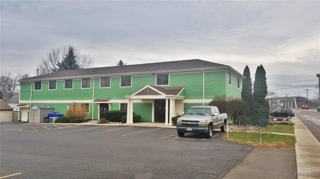 photo undefined: 131 Orchard Park Road, West Seneca NY 14224