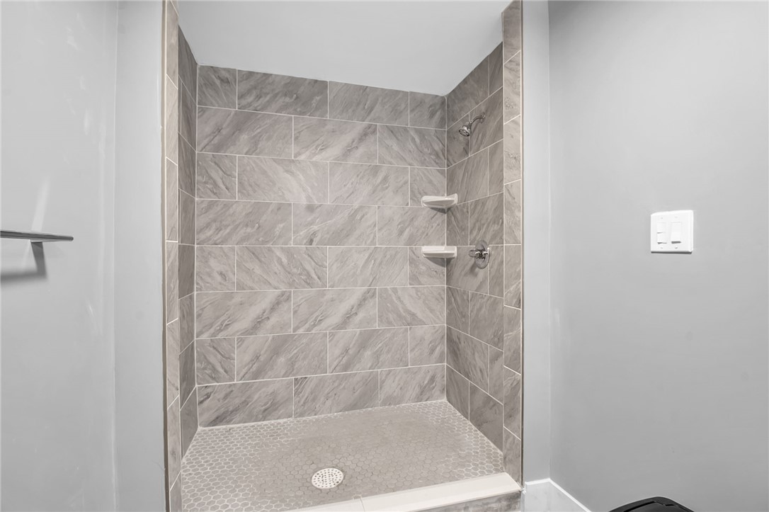 photo 4 : 98 Rhode Island Street, Buffalo NY 14213