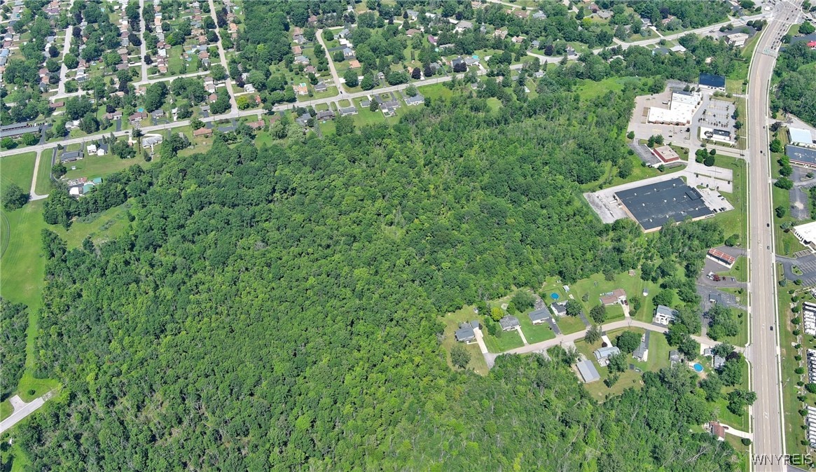 photo undefined:  Windward Drive, Orchard Park NY 14127