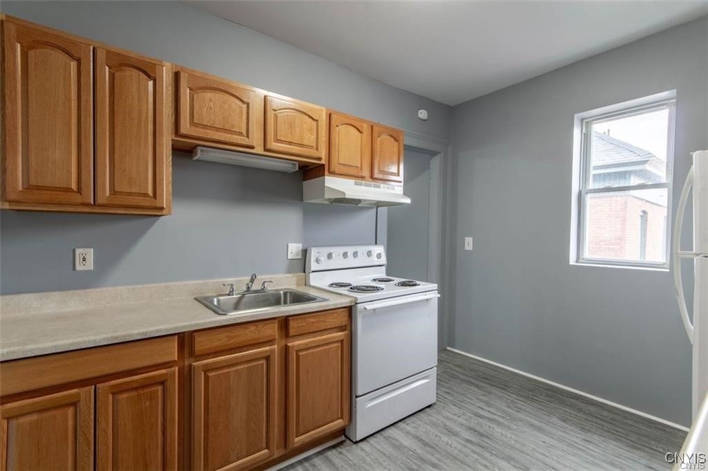 photo 4 : 156 Sterling Street, Watertown City NY 13601