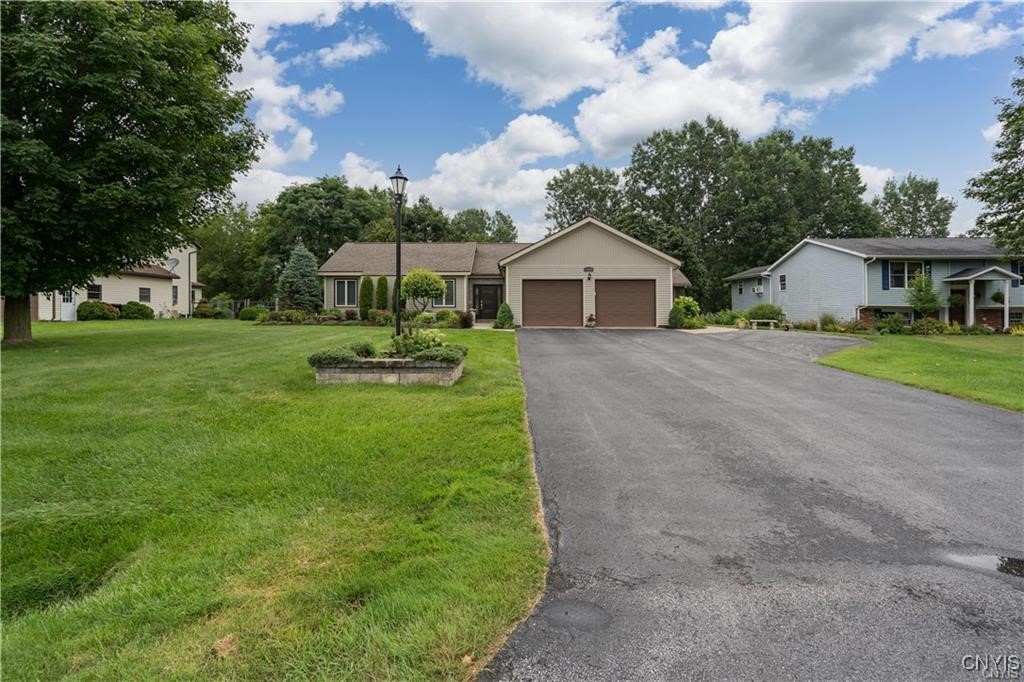 photo 08IWoyVz1bqm7rRUikg-0HP: 22036 Riverbend Drive West, Le Ray NY 13601