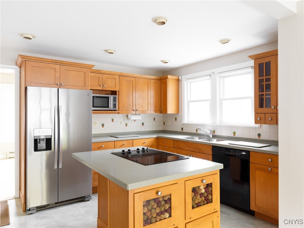 photo 3 : 732 Ball Avenue, Watertown City NY 13601