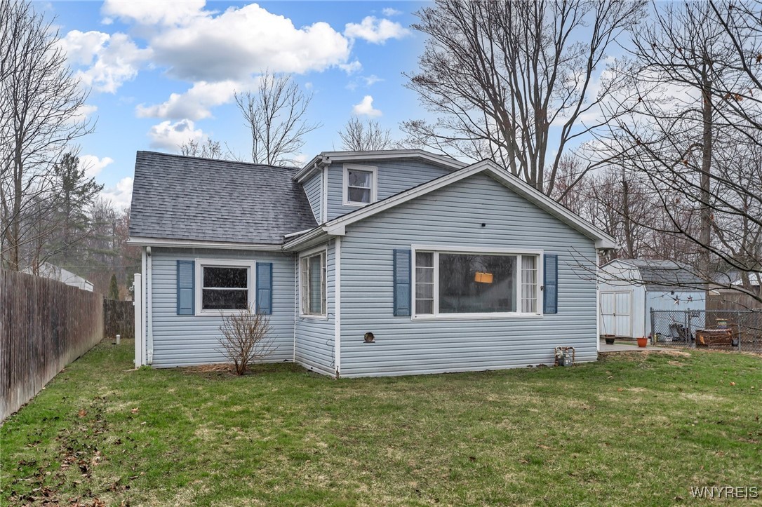 photo 8RLbi9kFqQ: 446 Jefferson Avenue, Evans NY 14006