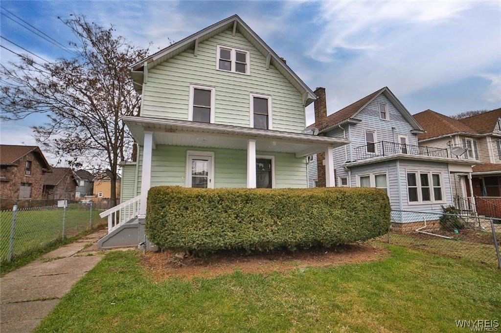 photo 4 : 1824 Niagara Avenue, Niagara Falls NY 14305