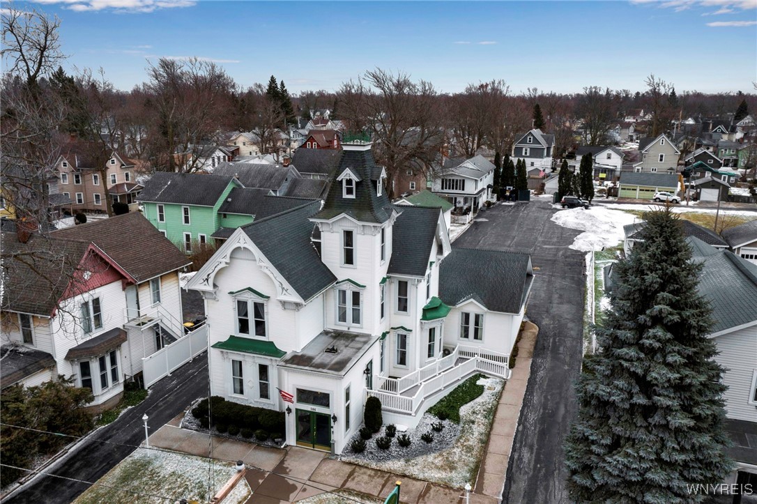 photo undefined: 186 East Avenue, Lockport City NY 14094