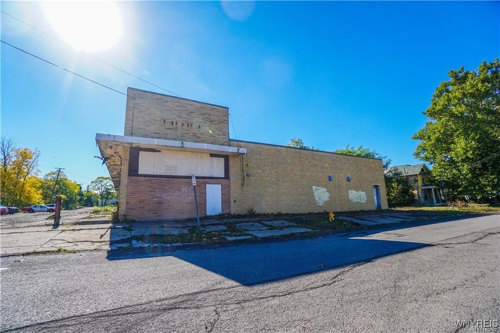 photo undefined: 1035 Cleveland Avenue, Niagara Falls NY 14305