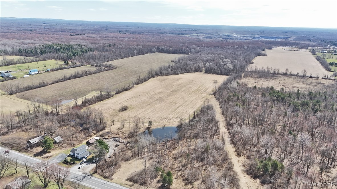 photo 3 : 13755 Main Road, Newstead NY 14001