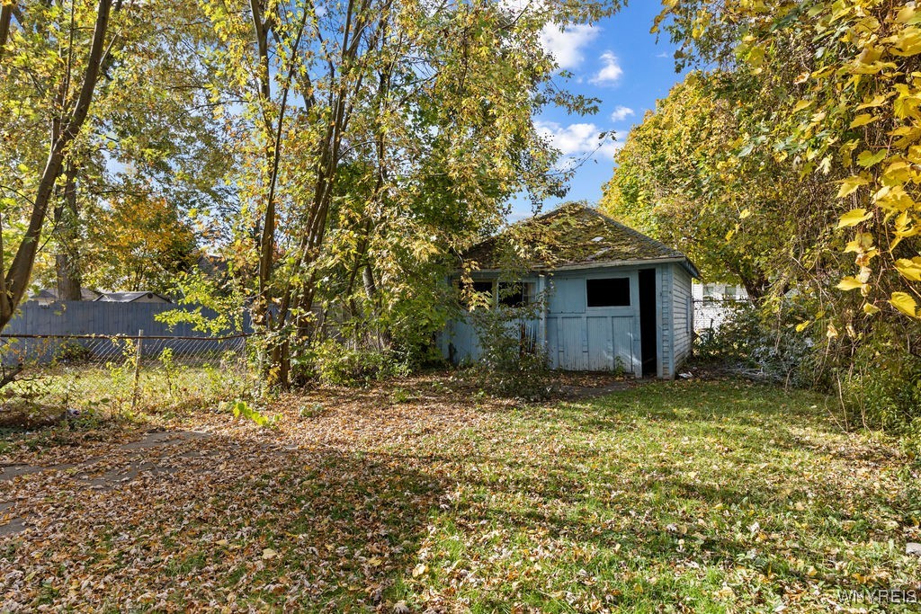photo tt33Mj1IOUij9Lr4HABHWJ0Y-9P: 84 Elmer Avenue, Buffalo NY 14215