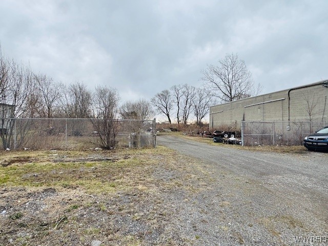 photo 1 : 6607 Walmore Road, Wheatfield NY 14304