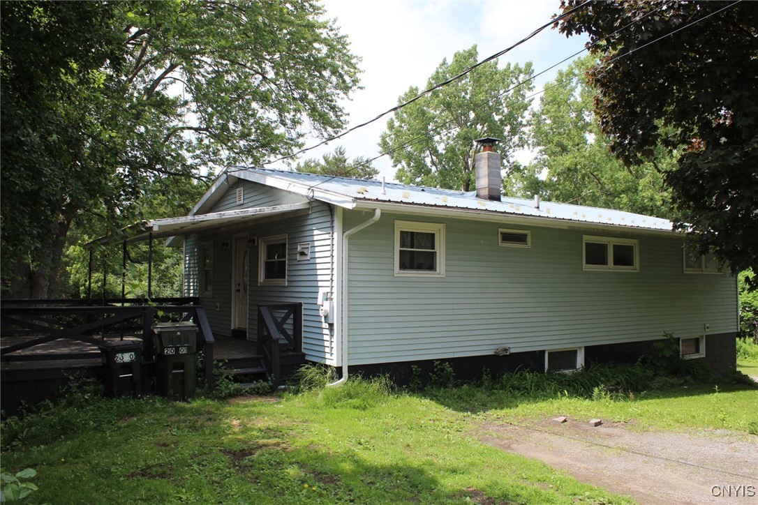 photo QKWzTeRptK3wsPGI-i7z6gAJWZ4FBtcop8OyOvbeI: 20201 Overlook Drive, Watertown Town NY 13601