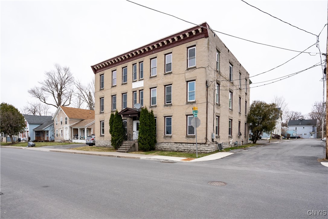 photo bKgYOdU: 140 High Street, Watertown City NY 13601