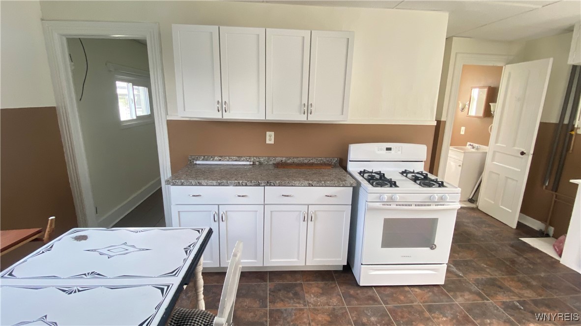 photo 4 : 183 Mackinaw Street, Buffalo NY 14204