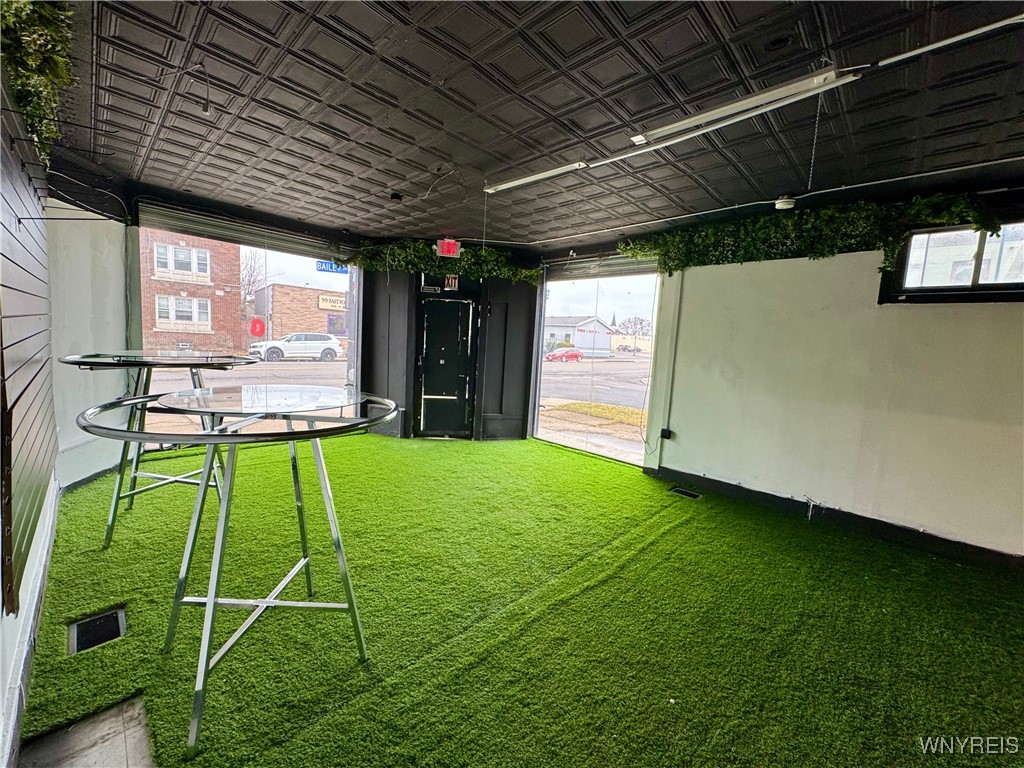 photo aibtF: 3395 Bailey Avenue, Buffalo NY 14215