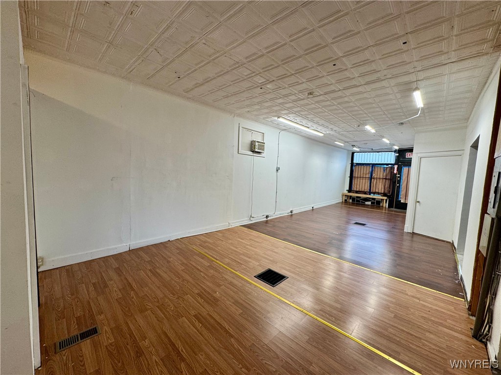 photo 4 : 3395 Bailey Avenue, Buffalo NY 14215