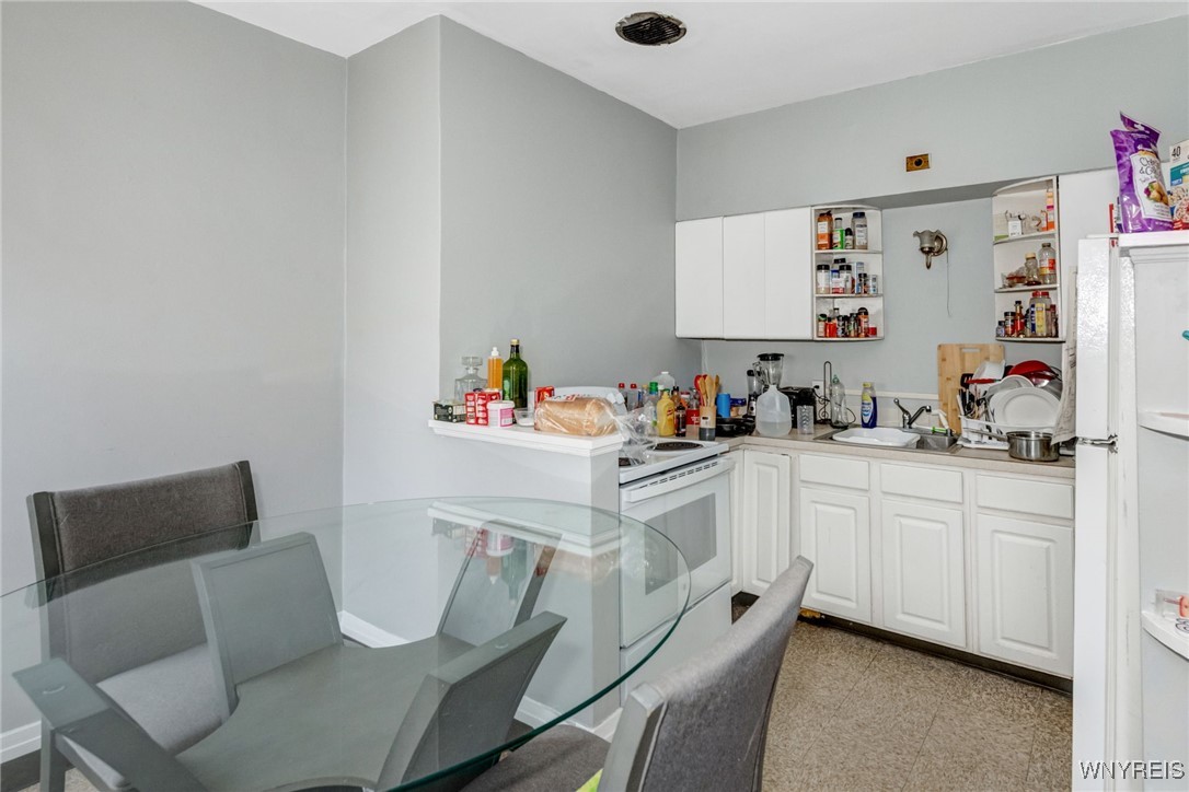photo 4 : 390 West Delavan Avenue, Buffalo NY 14213