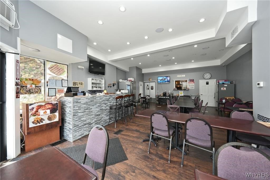 photo 4 : 894 Tonawanda Street, Buffalo NY 14207